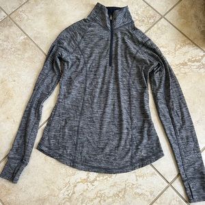 Training quarter zip sweatshirt